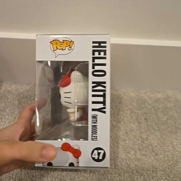 Funko Pop! Vinyl: Sanrio - Hello  Kitty (With Noodles) - EB Games (Exclusive) #4 - Picture 4 of 6
